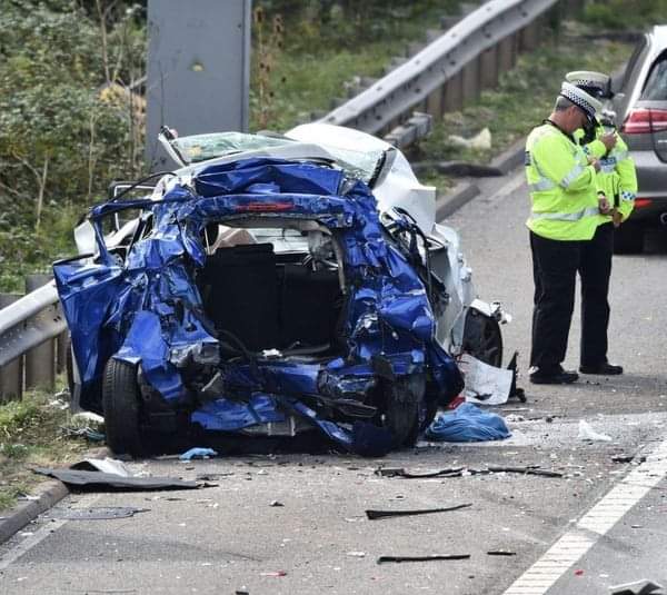 Woman Dies In Head-On Collision But When They Took Her Phone And Saw Her Facebook Page They Were Speechless 