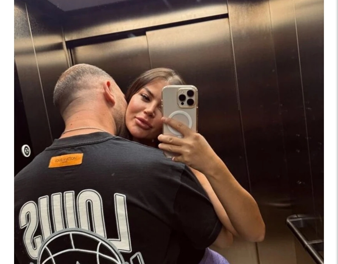Një foto intime në ashensor: Patris Berisha konfirmon lidhjen me Santiana Malokun