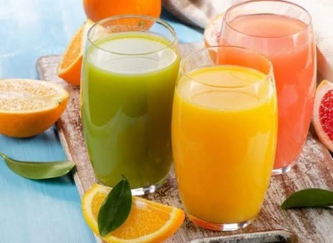 Si të pastroni trupin në mënyrë natyrale me këto lëngje të freskëta shtëpie